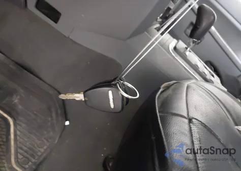 2005 Jeep Grand Cherokee Laredo z USA, uszkodzony, nr VIN 1J4GR48KX5C721993